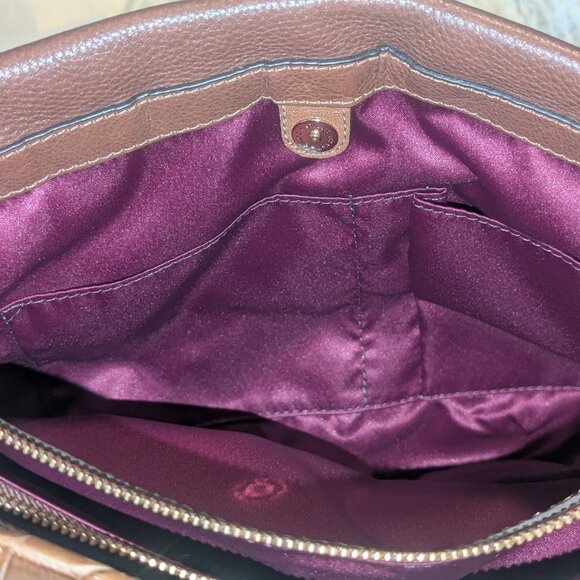 New with tags Coach Madison Embossed Flap Carry-All Coach - Picture 8 of 15